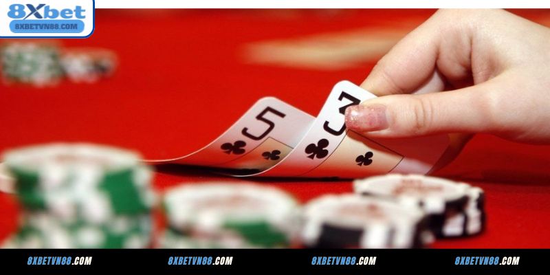 Tại sao nên chơi Xì Dách tại 8XBET?